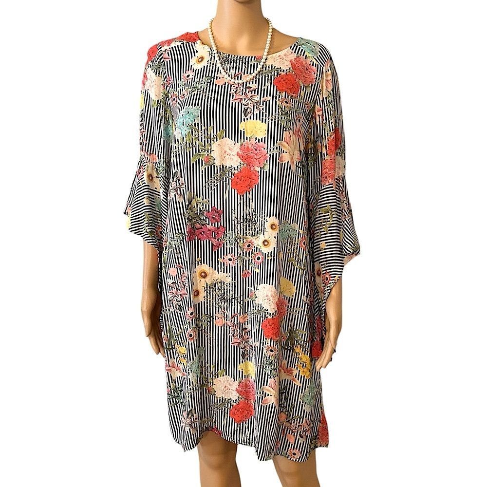 Uncle Frank USA Women’s Size Medium Striped Floral Rose Print Midi Dress